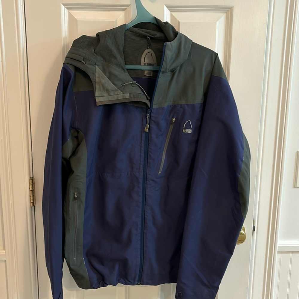 Lightweight Men’s Jacket